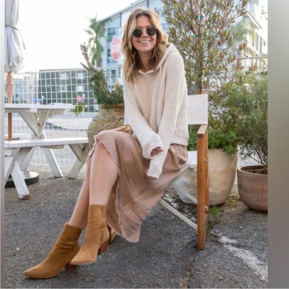 POL - Cream Knit Oversized Sweater - NWT -Small - Picture 2 of 9